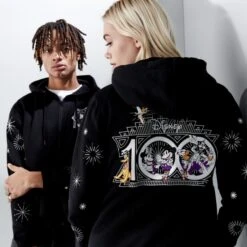 Nouvelle Génération Sweatshirt Mickey Et Ses Amis à Capuche Et Zip Sur L’avant Disney100 Celebration Pour Adultes -Costumes Magie 2325049220092M 2