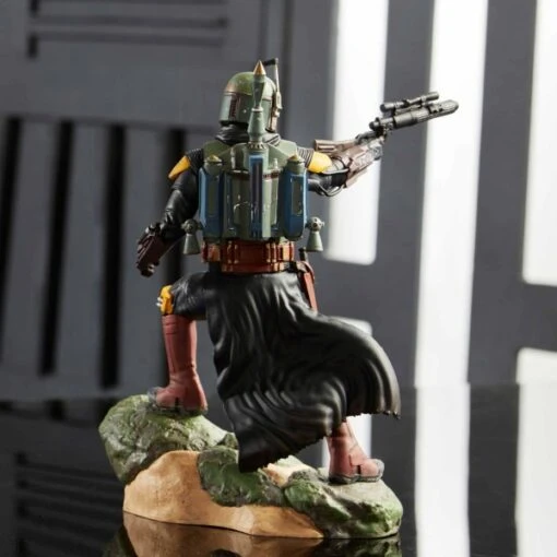 Disney Nouveau Style Diamond Select Premier Gallery Diorama Boba Fett, Star Wars – Image 3